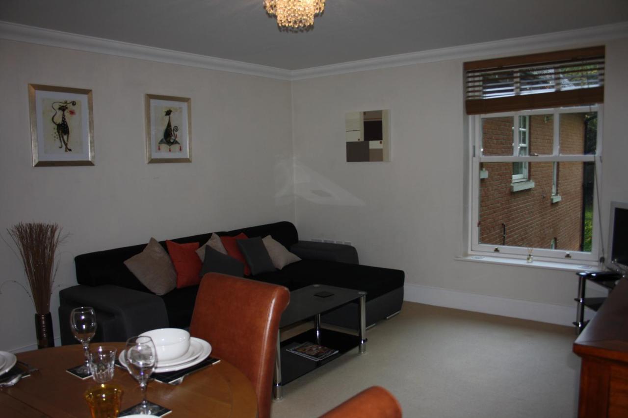 Апартаменти Canterbury Elms Court Номер фото